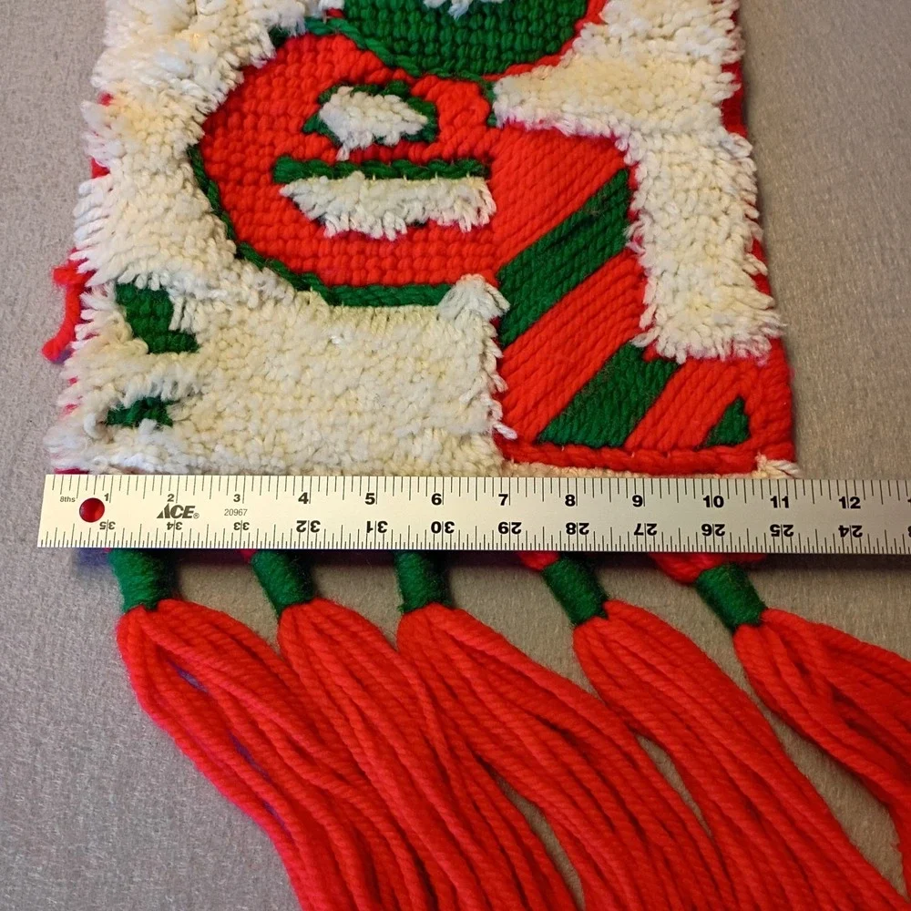 VTG MCM Latch Hook Wall Hanging Art Tapestry Christmas Noel Rug 29x11 Grandma‎